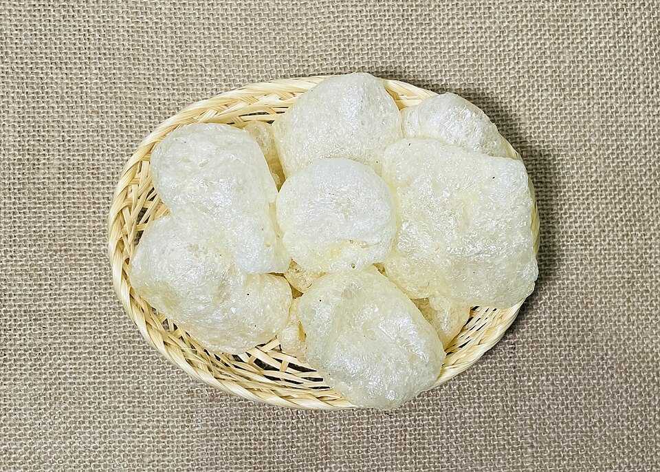 Dorokdok vs Kerupuk Kulit: Apa Bedanya? Simak Asal-usul, Kalori, dan Tips Membelinya